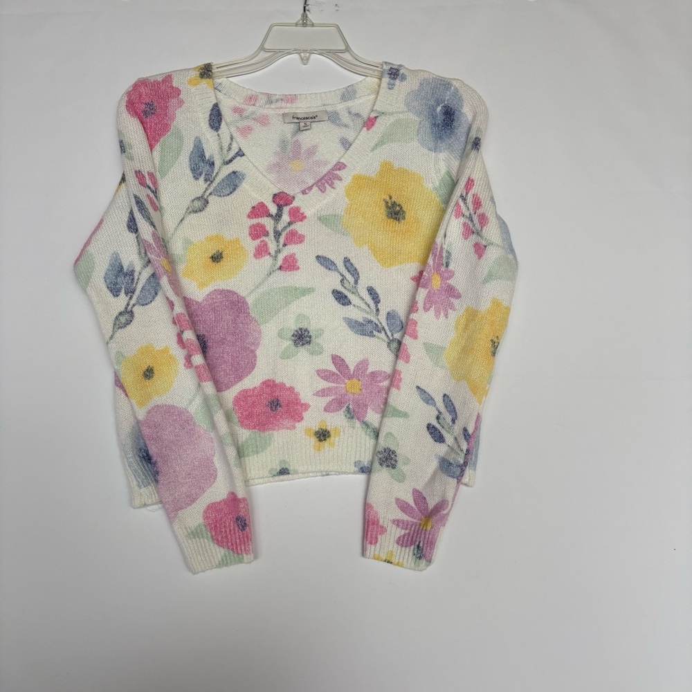 Francesca's Collections Floral VNeck Sweater Cream, Pink, Yellow, Blue INV26/154